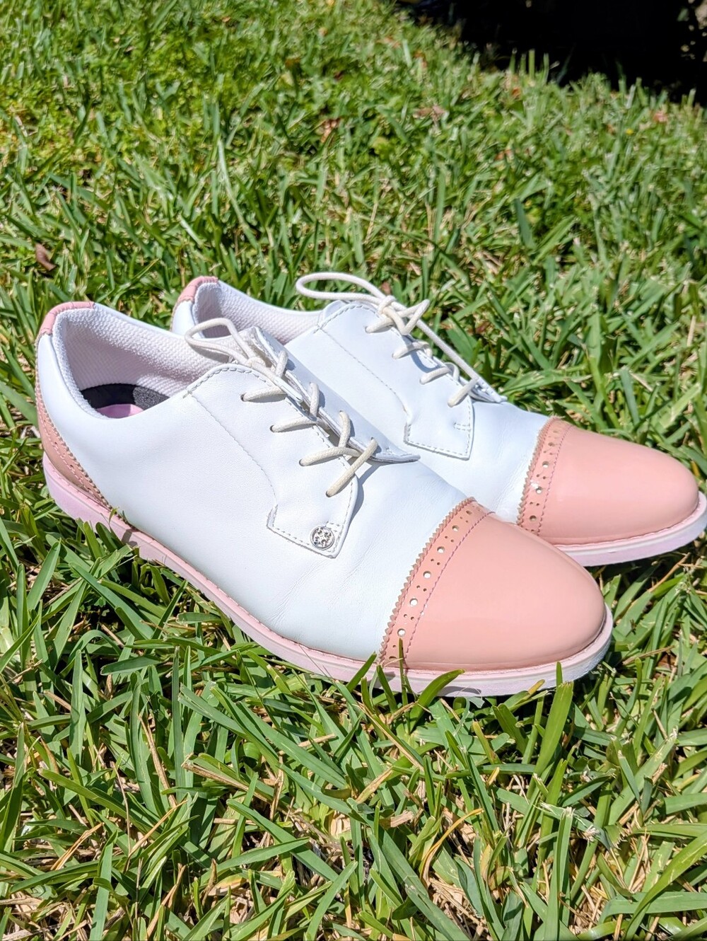 G/FORE Women's Cap Toe Gallivanter Golf Shoes Snow/Blush Colorway Size 11 Pink